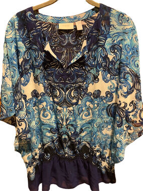 23. WOMENS CHICO’S 2/L DETAIL TOP